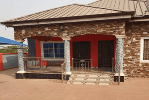 3 Bedroom Self-contained For Rent at Ofankor