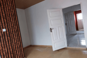 Chamber and Hall Self-contained For Rent at Lapaz