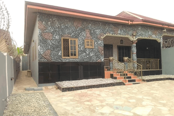 4 Bedroom Self-contained For Rent at Broadcasting West Hills